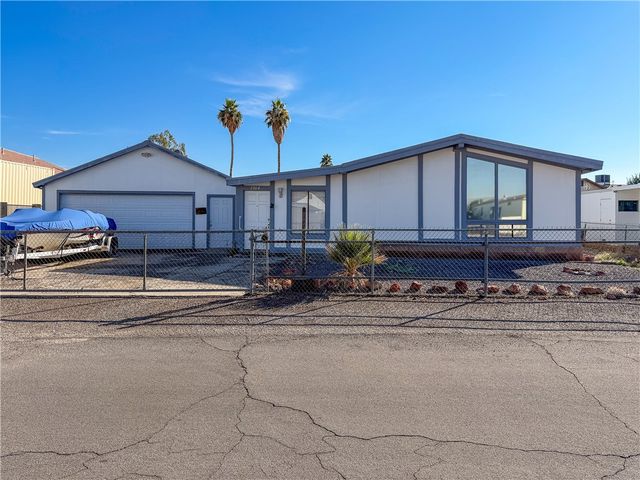1364 Tuthill Lane, Bullhead City, AZ 86442