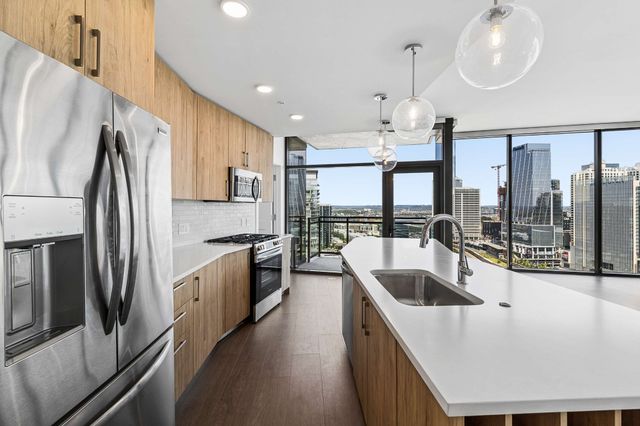 1212 Demonbreun St Apt 1613, Nashville, TN 37203