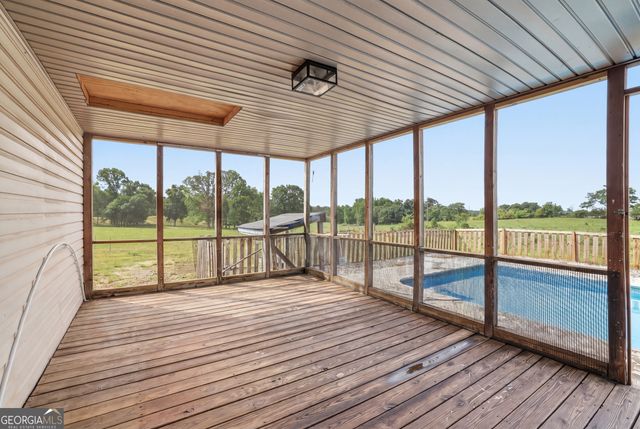 5525 Sandy Cross Road, Carnesville, GA 30521
