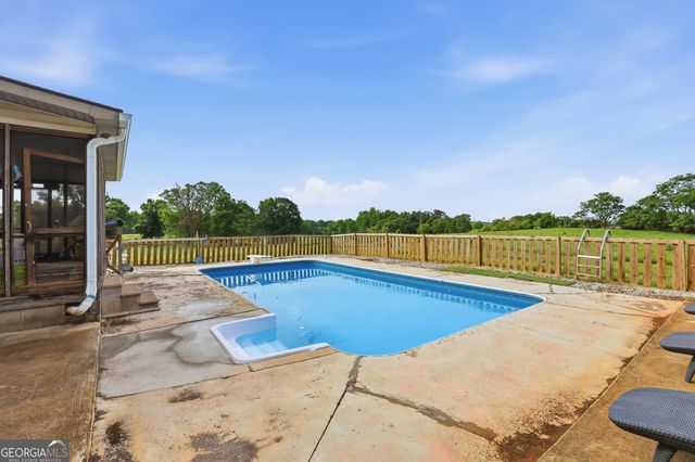 5525 Sandy Cross Road, Carnesville, GA 30521