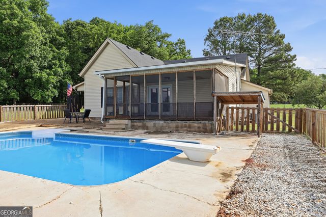 5525 Sandy Cross Road, Carnesville, GA 30521
