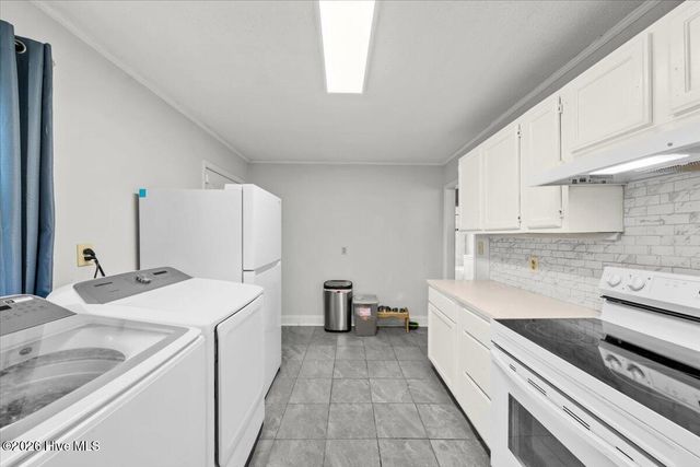 210 Brookwood Avenue, Fayetteville, NC 28301