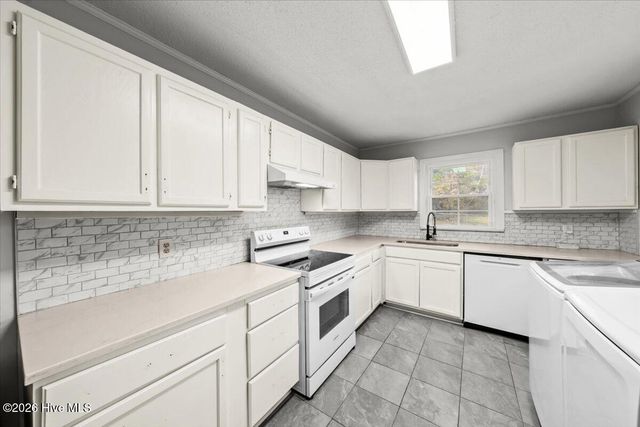 210 Brookwood Avenue, Fayetteville, NC 28301