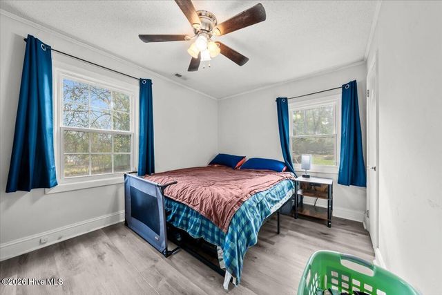 210 Brookwood Avenue, Fayetteville, NC 28301