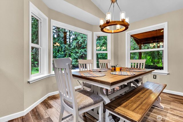 19214 Patterson Road E, Orting, WA 98360