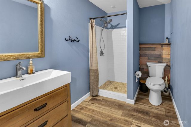 19214 Patterson Road E, Orting, WA 98360