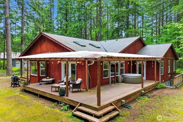 19214 Patterson Road E, Orting, WA 98360