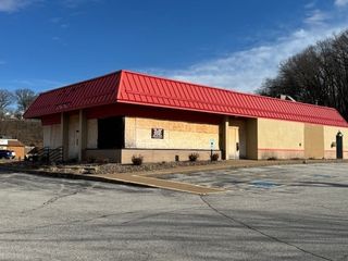 425 55TH Street, Moline, IL 61265