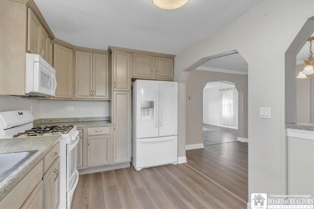 864 Ruie Road, North Tonawanda, NY 14120