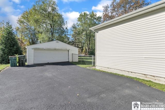 864 Ruie Road, North Tonawanda, NY 14120