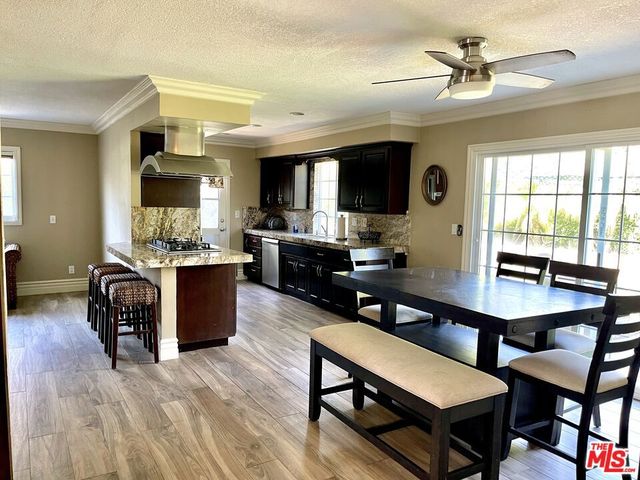 16622 Tiber Lane, Huntington Beach, CA 92647