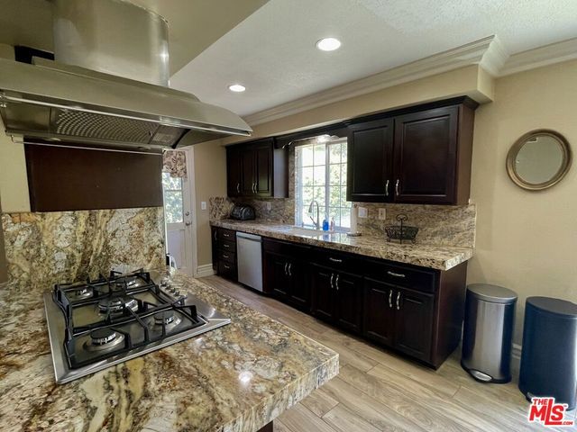 16622 Tiber Lane, Huntington Beach, CA 92647