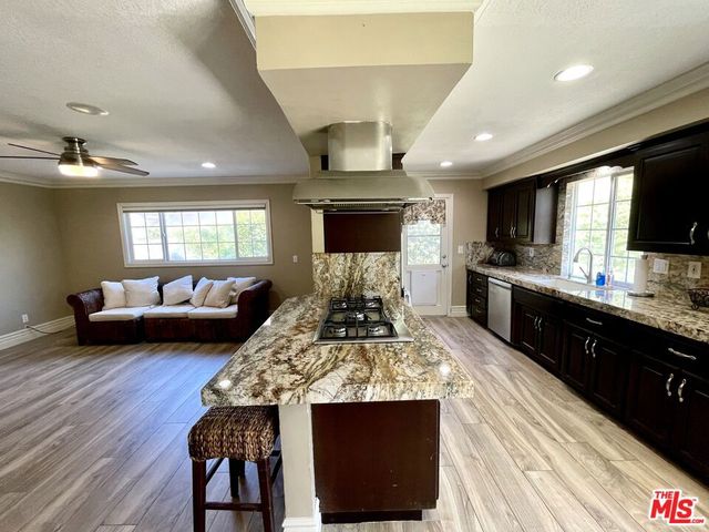 16622 Tiber Lane, Huntington Beach, CA 92647
