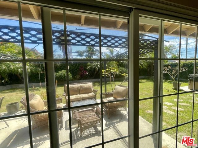16622 Tiber Lane, Huntington Beach, CA 92647