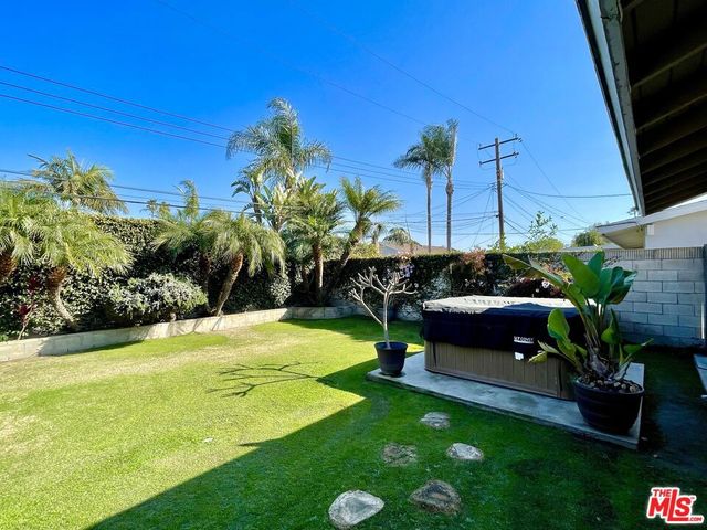 16622 Tiber Lane, Huntington Beach, CA 92647