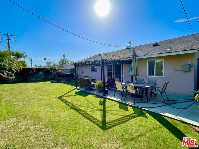 16622 Tiber Lane, Huntington Beach, CA 92647