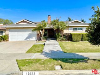 16622 Tiber Lane, Huntington Beach, CA 92647