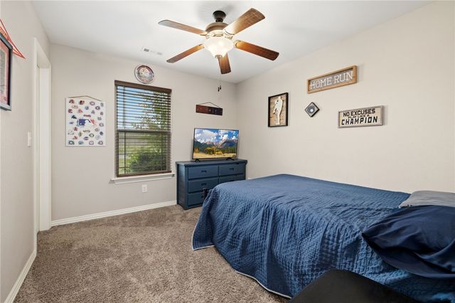 707 Sedgwick Drive, Prairie Grove, AR 72753