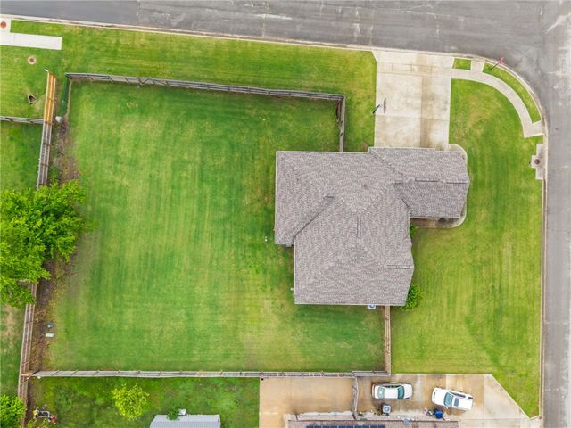 707 Sedgwick Drive, Prairie Grove, AR 72753