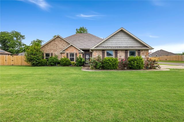 707 Sedgwick Drive, Prairie Grove, AR 72753