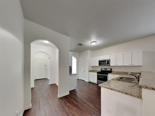 2037 Vanamen Court, Conroe, TX 77304