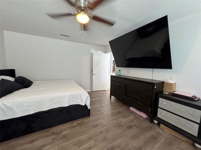 4372 Onyx Drive, Carrollton, TX 75010