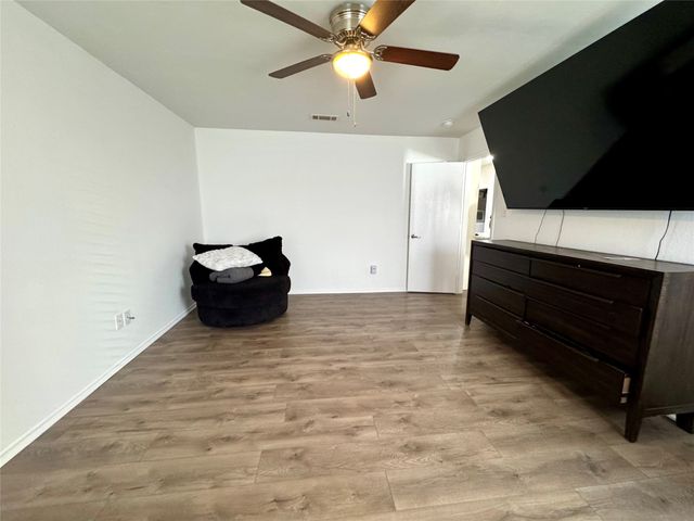 4372 Onyx Drive, Carrollton, TX 75010