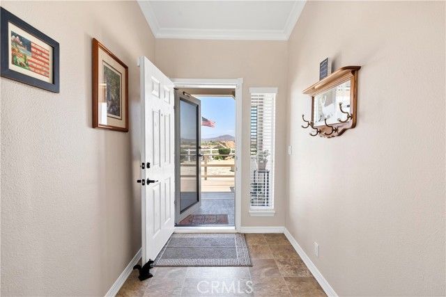 39597 Calle Escalona, Temecula, CA 92592