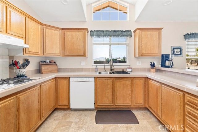 39597 Calle Escalona, Temecula, CA 92592