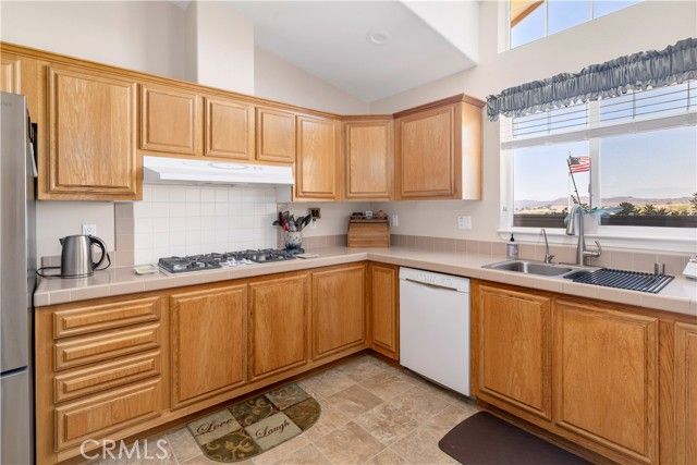 39597 Calle Escalona, Temecula, CA 92592