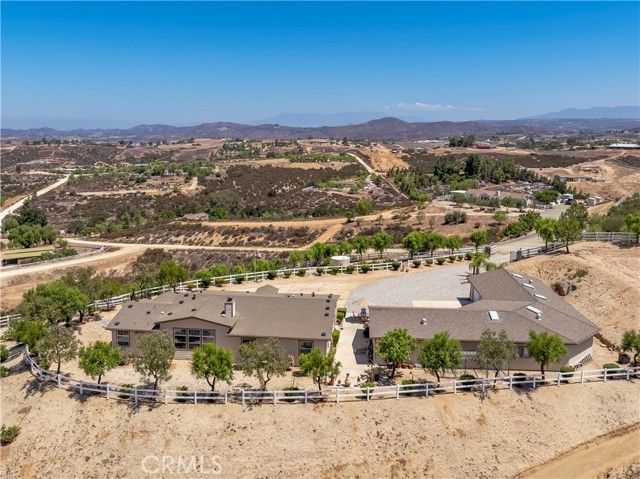 39597 Calle Escalona, Temecula, CA 92592