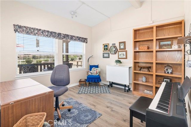 39597 Calle Escalona, Temecula, CA 92592