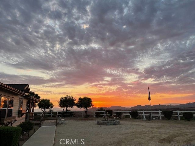 39597 Calle Escalona, Temecula, CA 92592