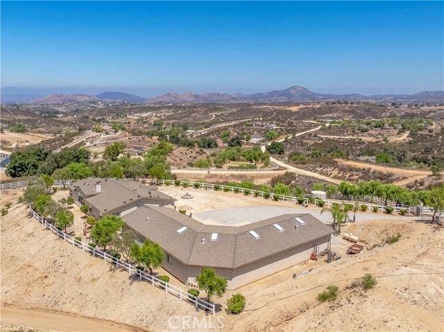 39597 Calle Escalona, Temecula, CA 92592