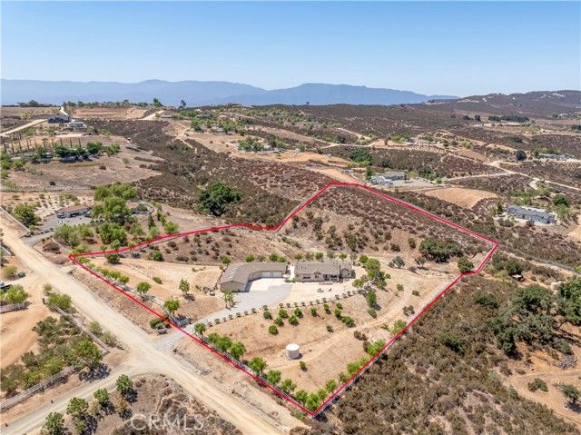 39597 Calle Escalona, Temecula, CA 92592