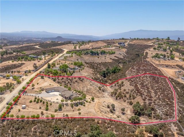 39597 Calle Escalona, Temecula, CA 92592