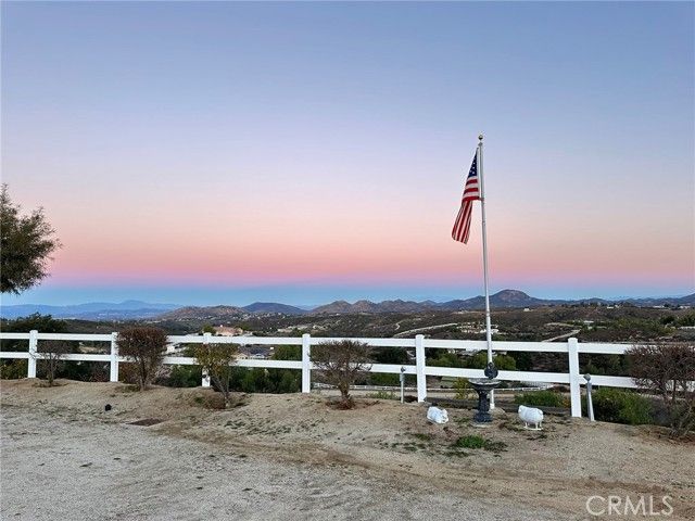 39597 Calle Escalona, Temecula, CA 92592