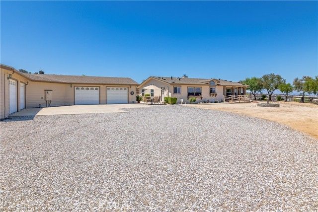 39597 Calle Escalona, Temecula, CA 92592