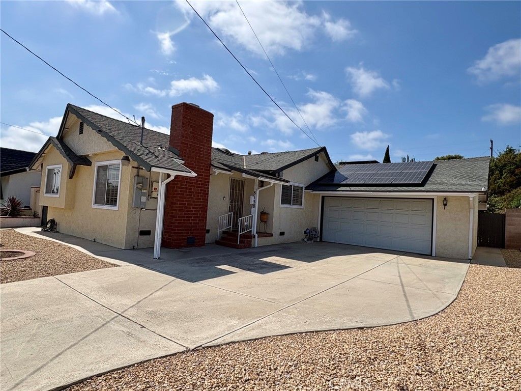 6158 Chadwick, San Diego, CA 92139 — exterior