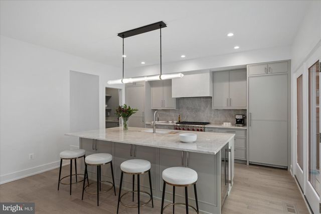 3709 BRANDYWINE ST NW, Washington, DC 20016