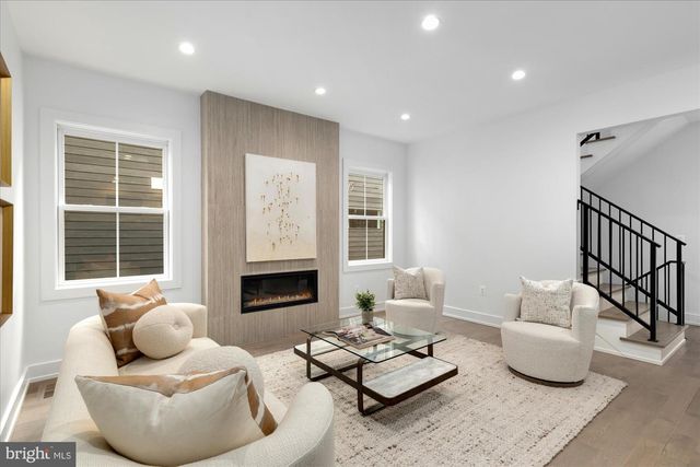 3709 BRANDYWINE ST NW, Washington, DC 20016