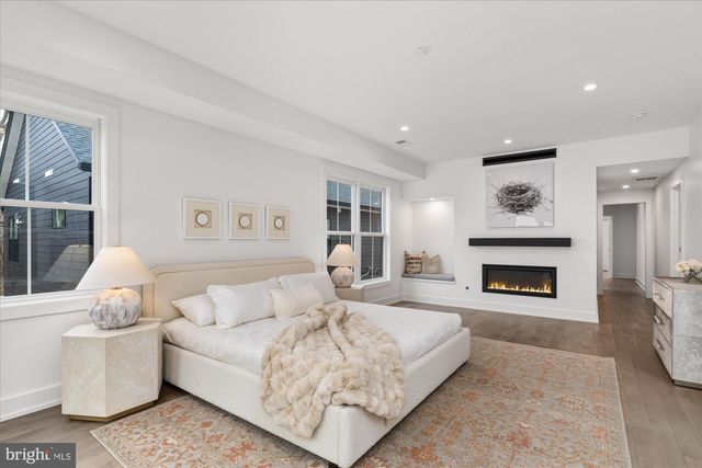 3709 BRANDYWINE ST NW, Washington, DC 20016