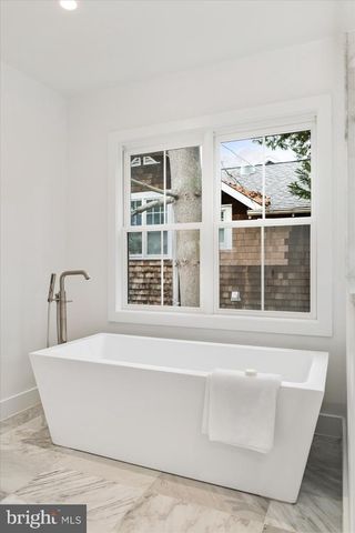 3709 BRANDYWINE ST NW, Washington, DC 20016