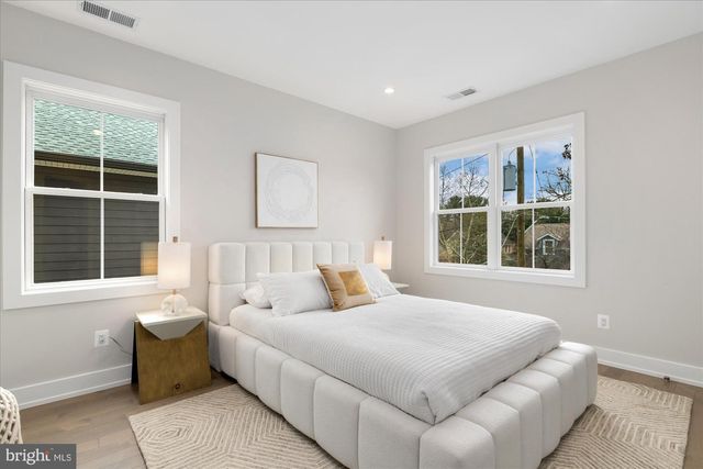 3709 BRANDYWINE ST NW, Washington, DC 20016