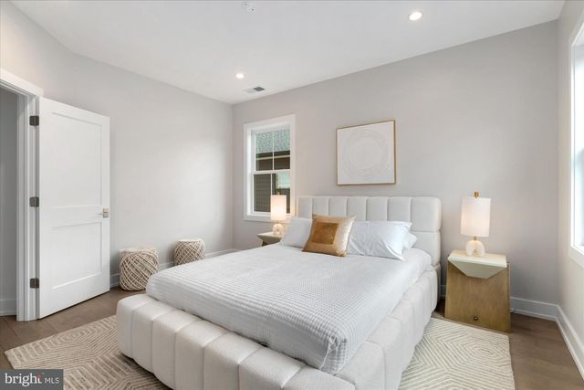 3709 BRANDYWINE ST NW, Washington, DC 20016