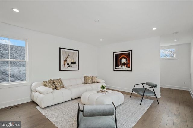 3709 BRANDYWINE ST NW, Washington, DC 20016