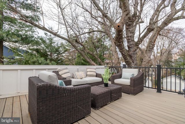 3709 BRANDYWINE ST NW, Washington, DC 20016