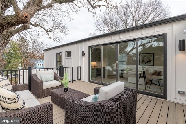 3709 BRANDYWINE ST NW, Washington, DC 20016