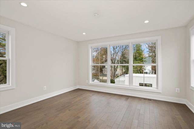 3709 BRANDYWINE ST NW, Washington, DC 20016