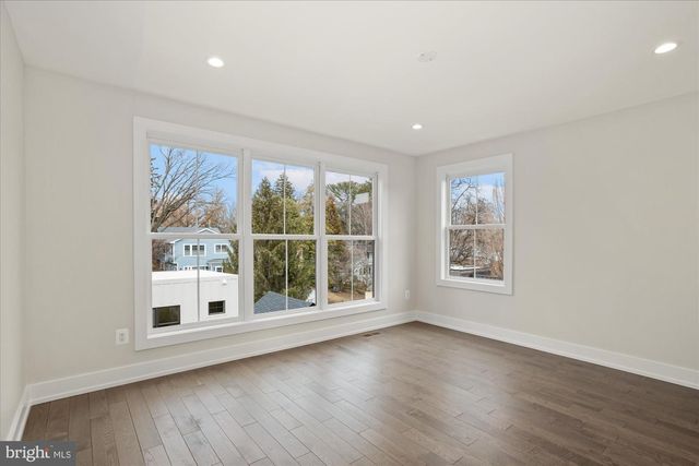 3709 BRANDYWINE ST NW, Washington, DC 20016